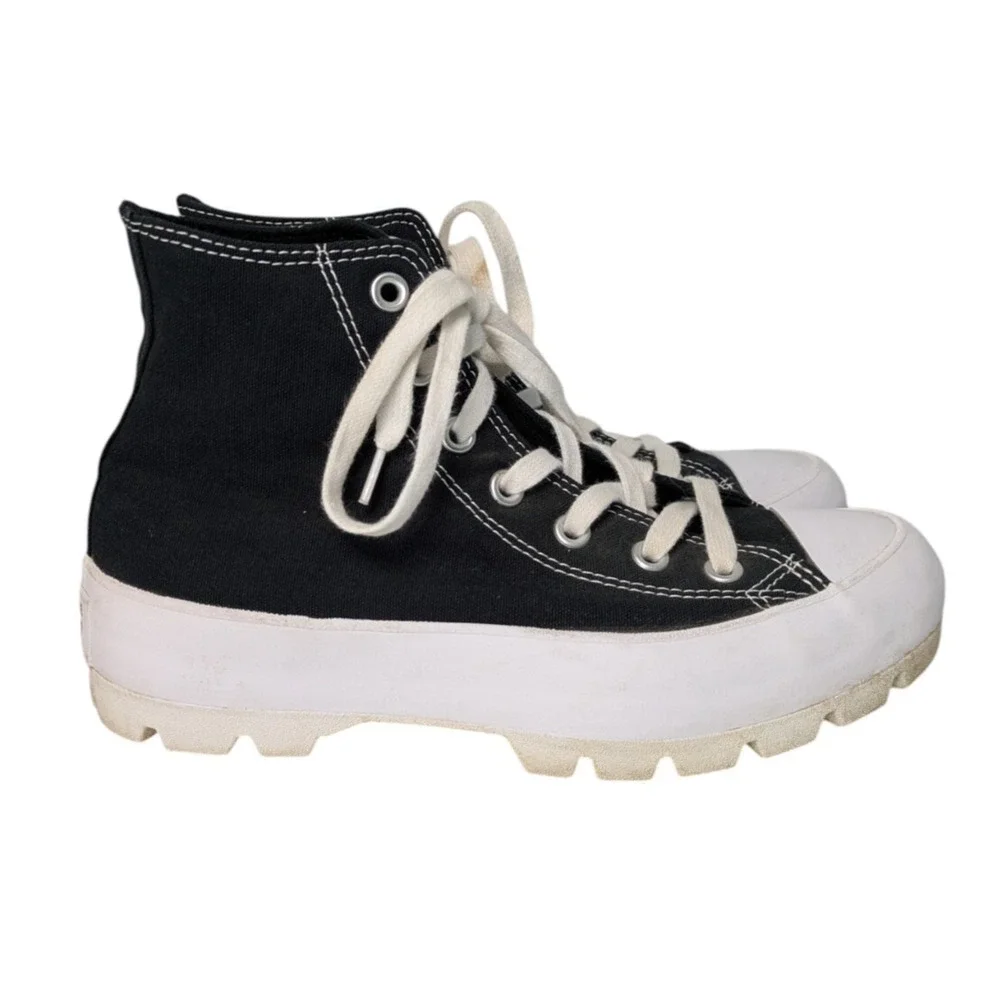 Converse Chuck Taylor All Star Black Lugged Hi Top Sneakers Size 7.5 565901C